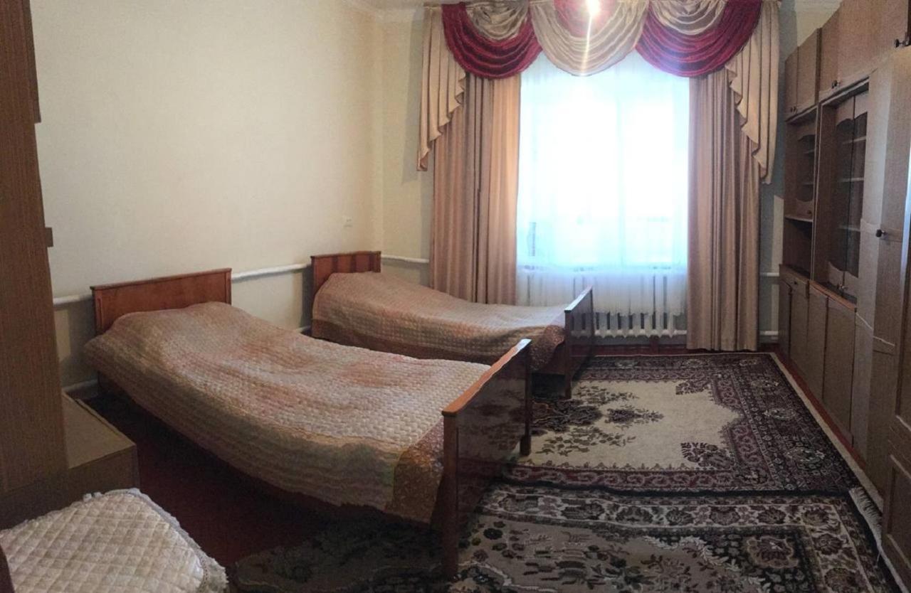 Welcome Guest House Tokmok Екстериор снимка
