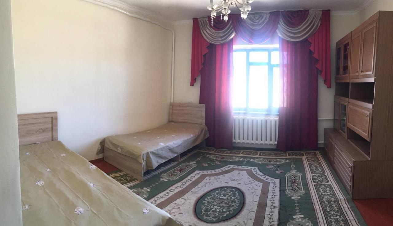 Welcome Guest House Tokmok Екстериор снимка